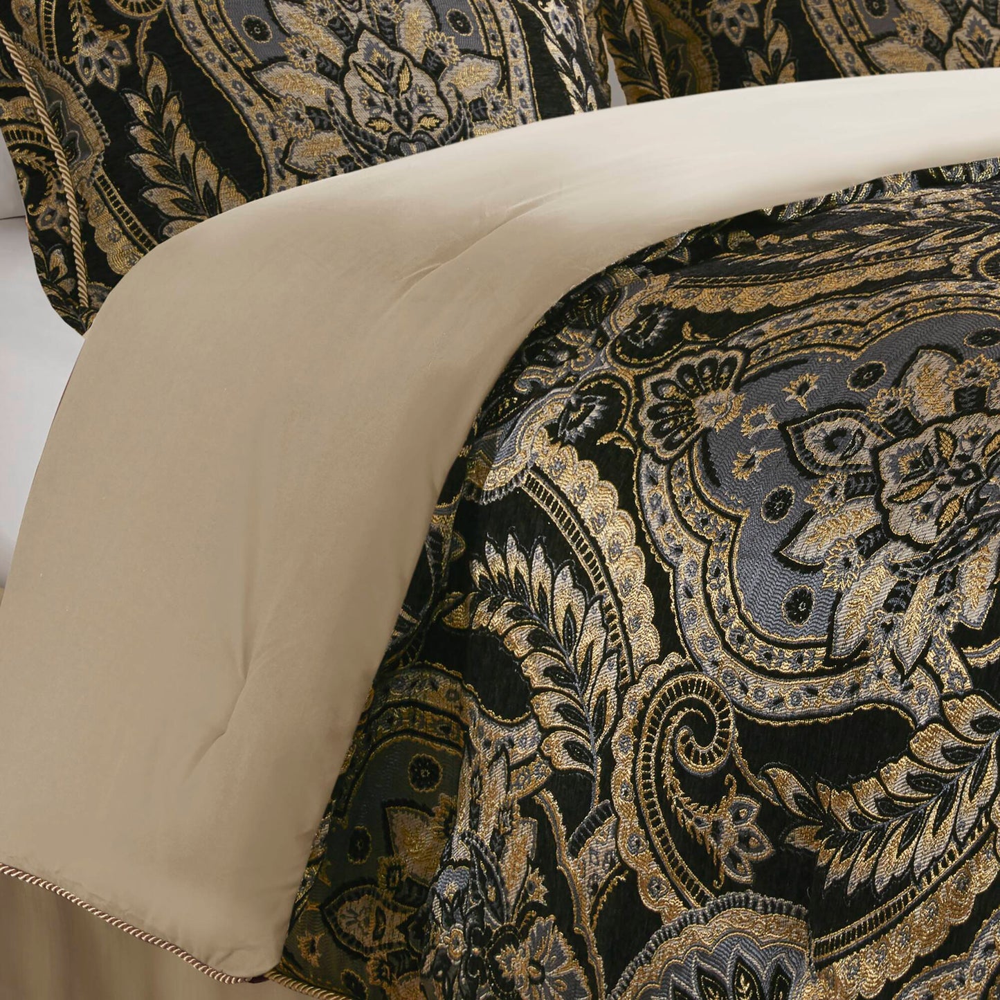 Croscill Classics Comforter Set