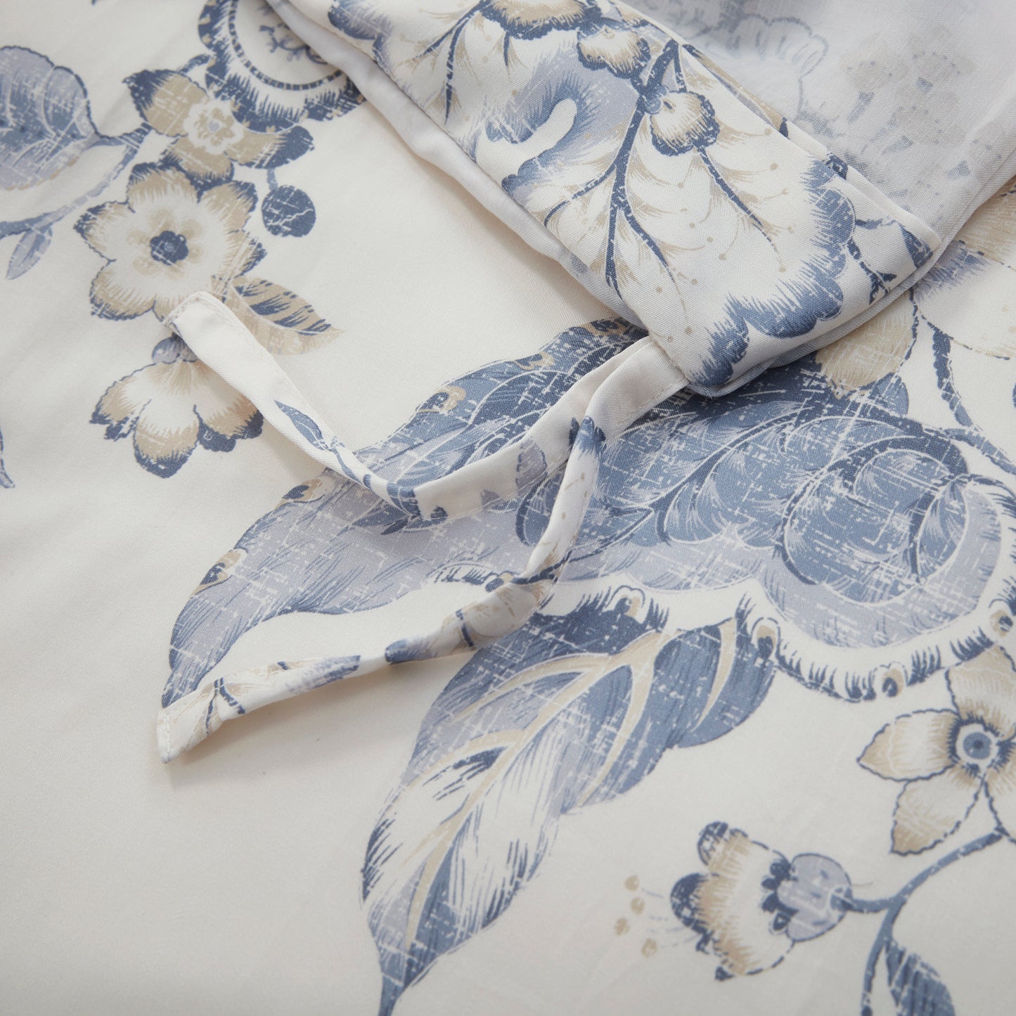 Croscill Home Mini Duvet Set
