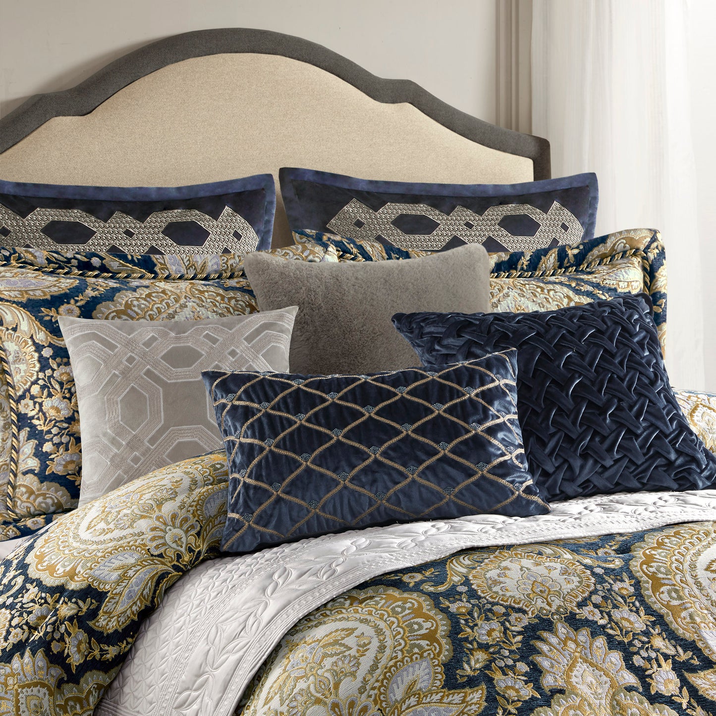 Croscill Classics 4pc Comforter Set