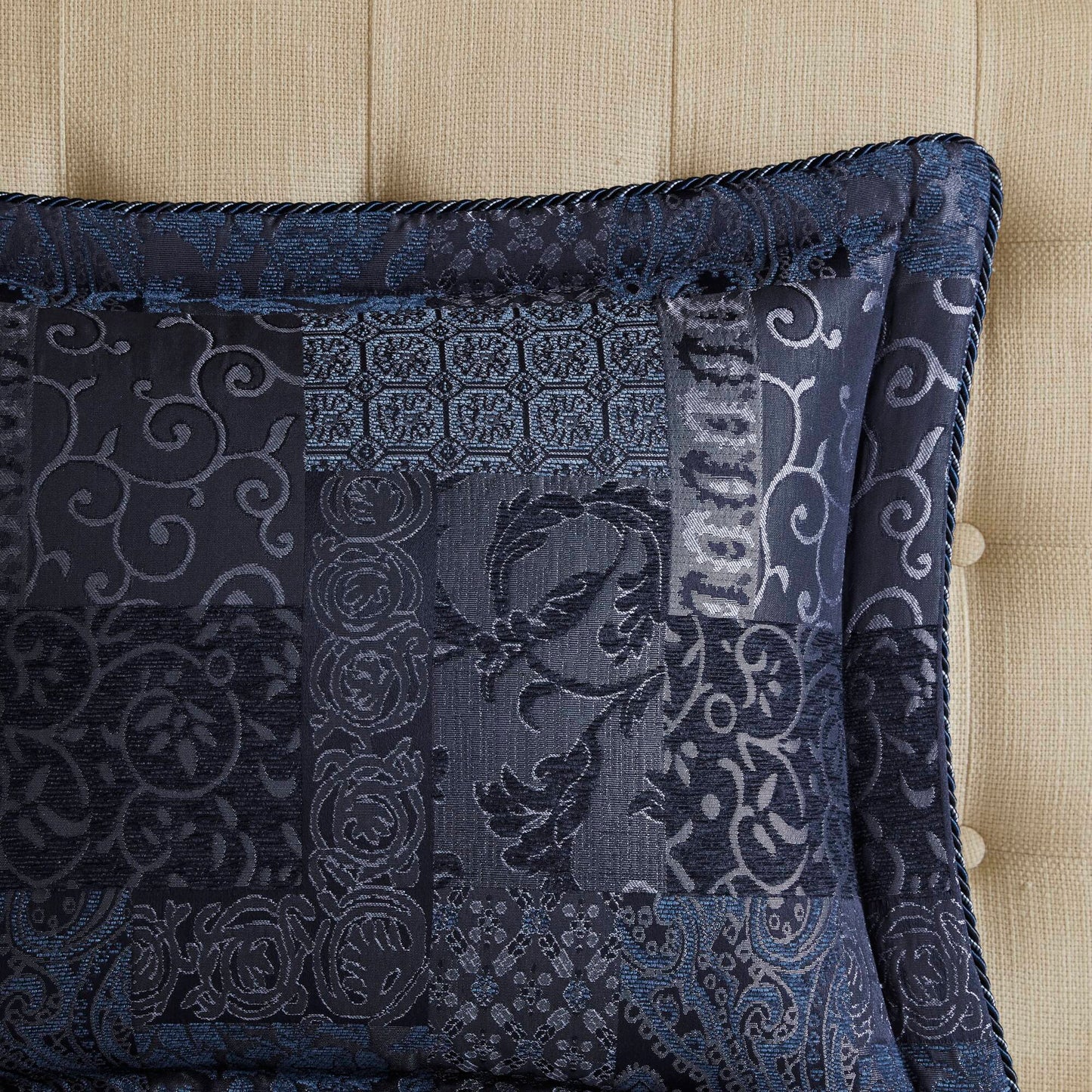 Croscill Classics Comforter Set