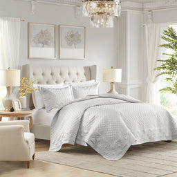Croscill Coverlet & Quilt Sets with Pillowcases in Full, Queen