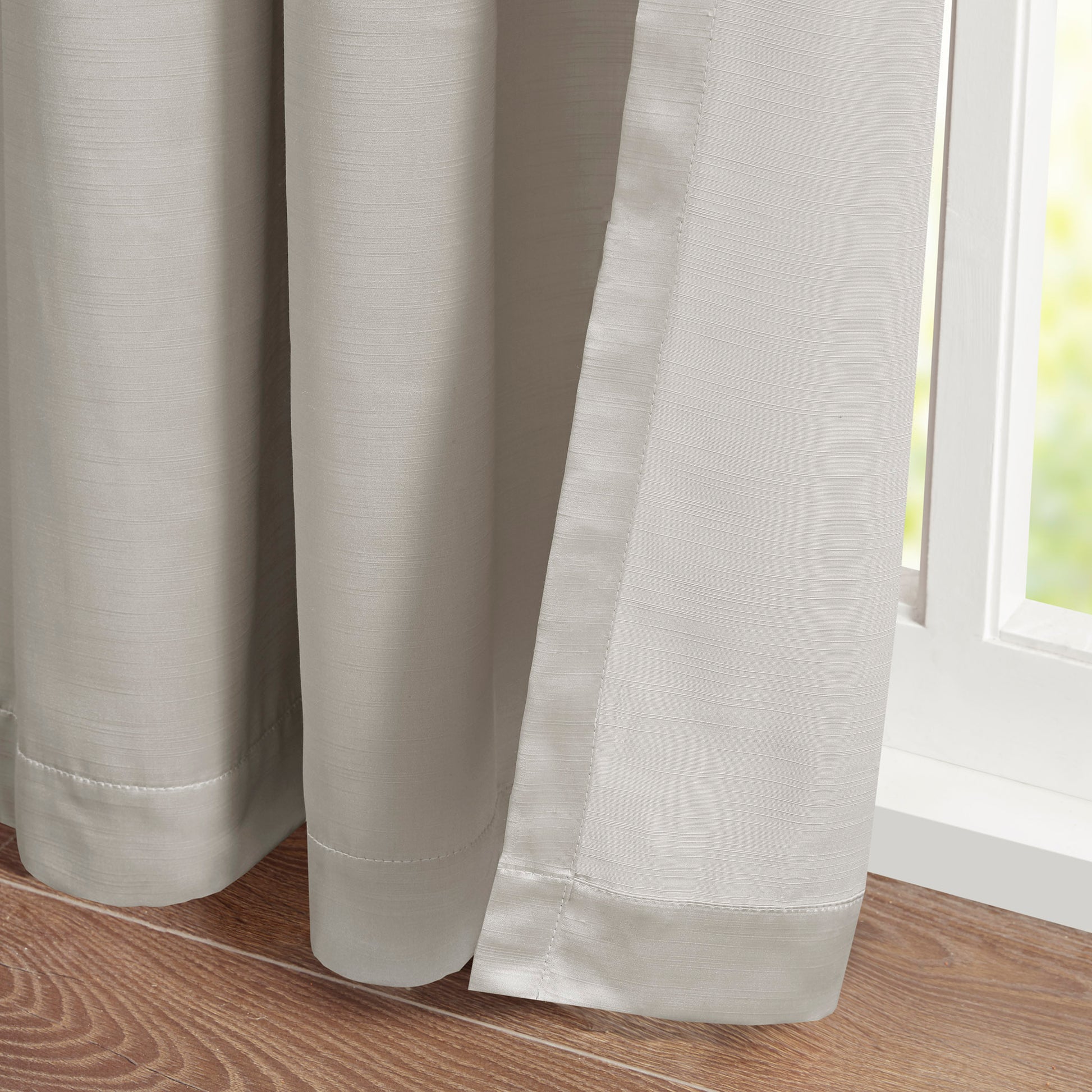 Croscill Classics Pleat Curtain Panel with Tieback (Single)