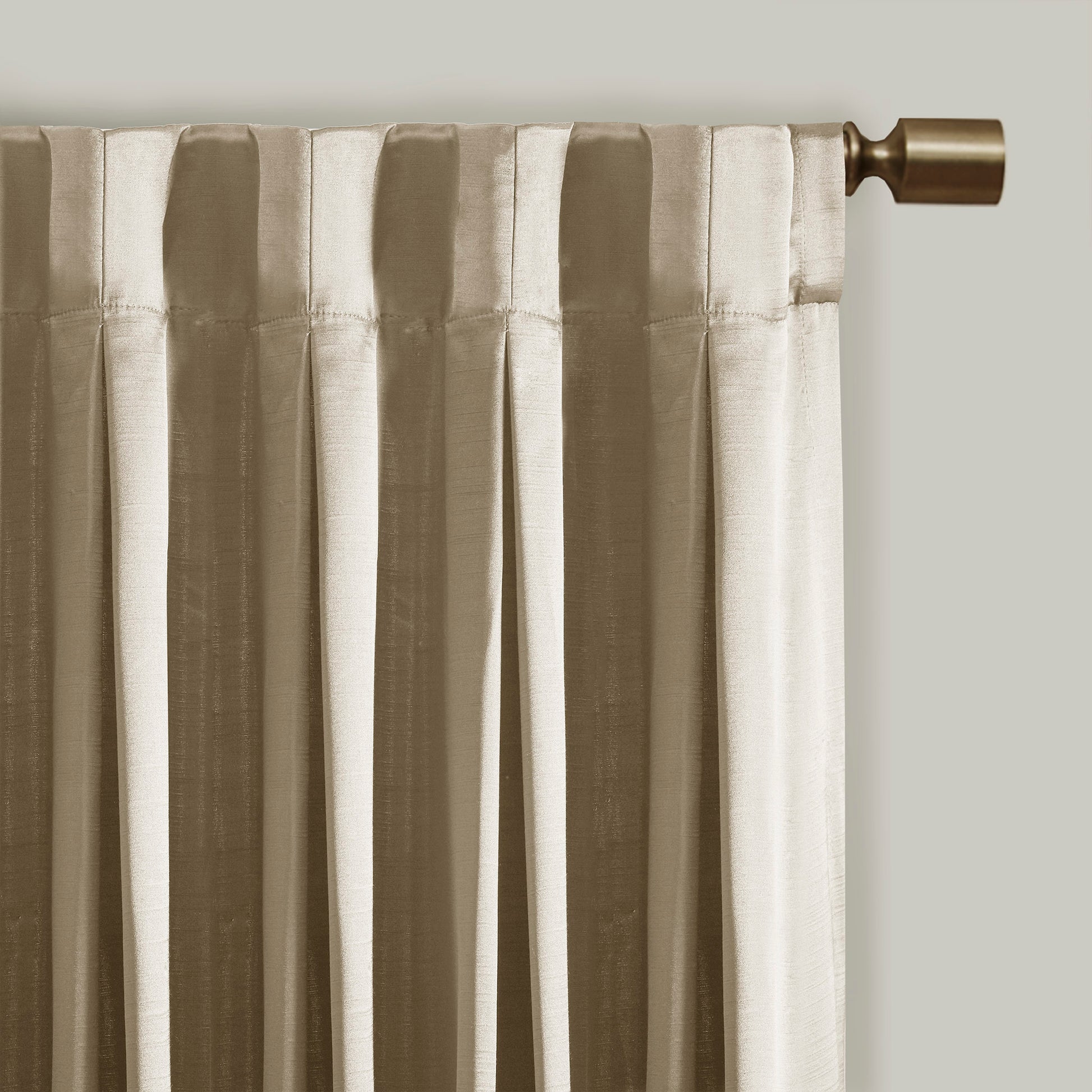 Croscill Classics Pleat Curtain Panel with Tieback (Single)