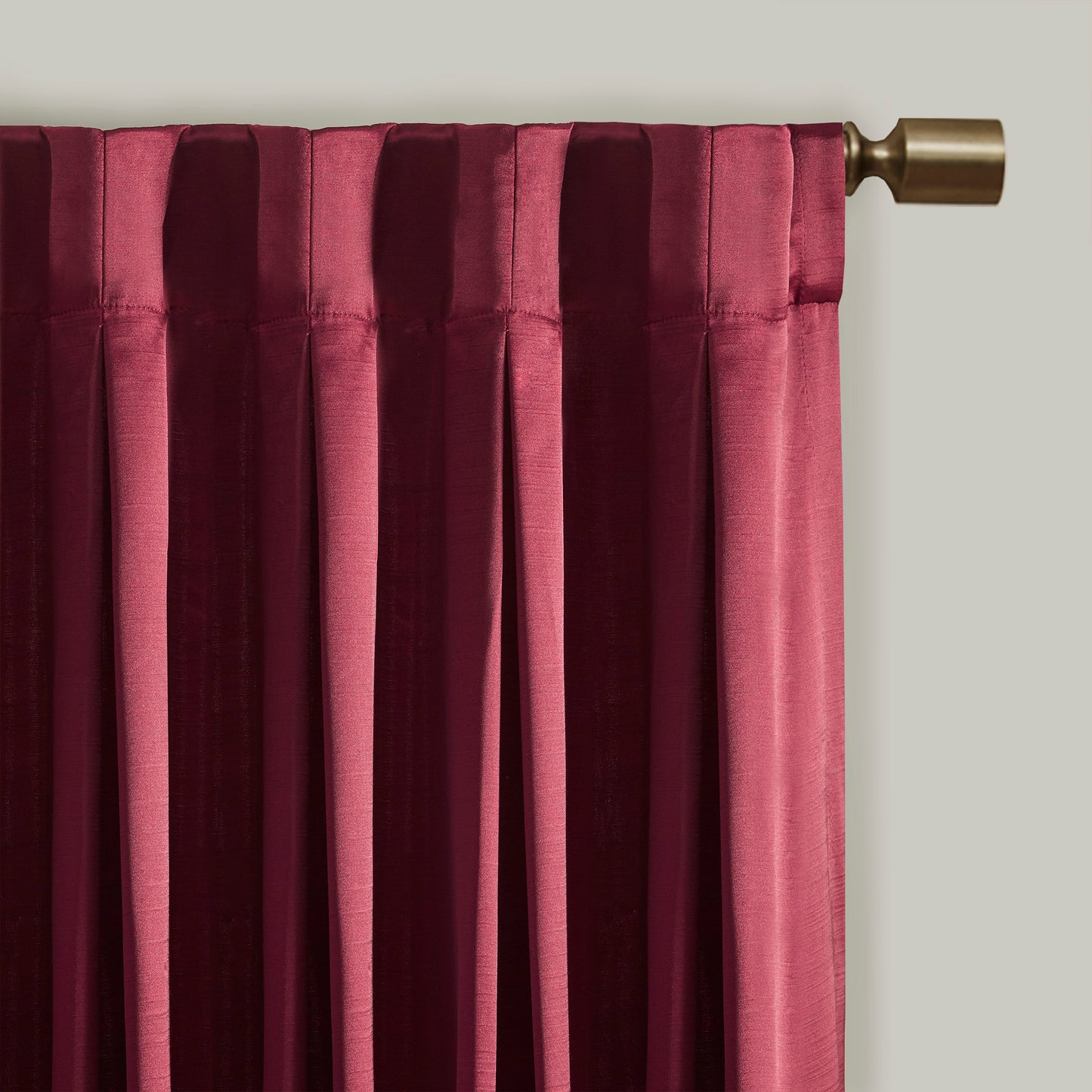 Croscill Classics Pleat Curtain Panel with Tieback (Single)