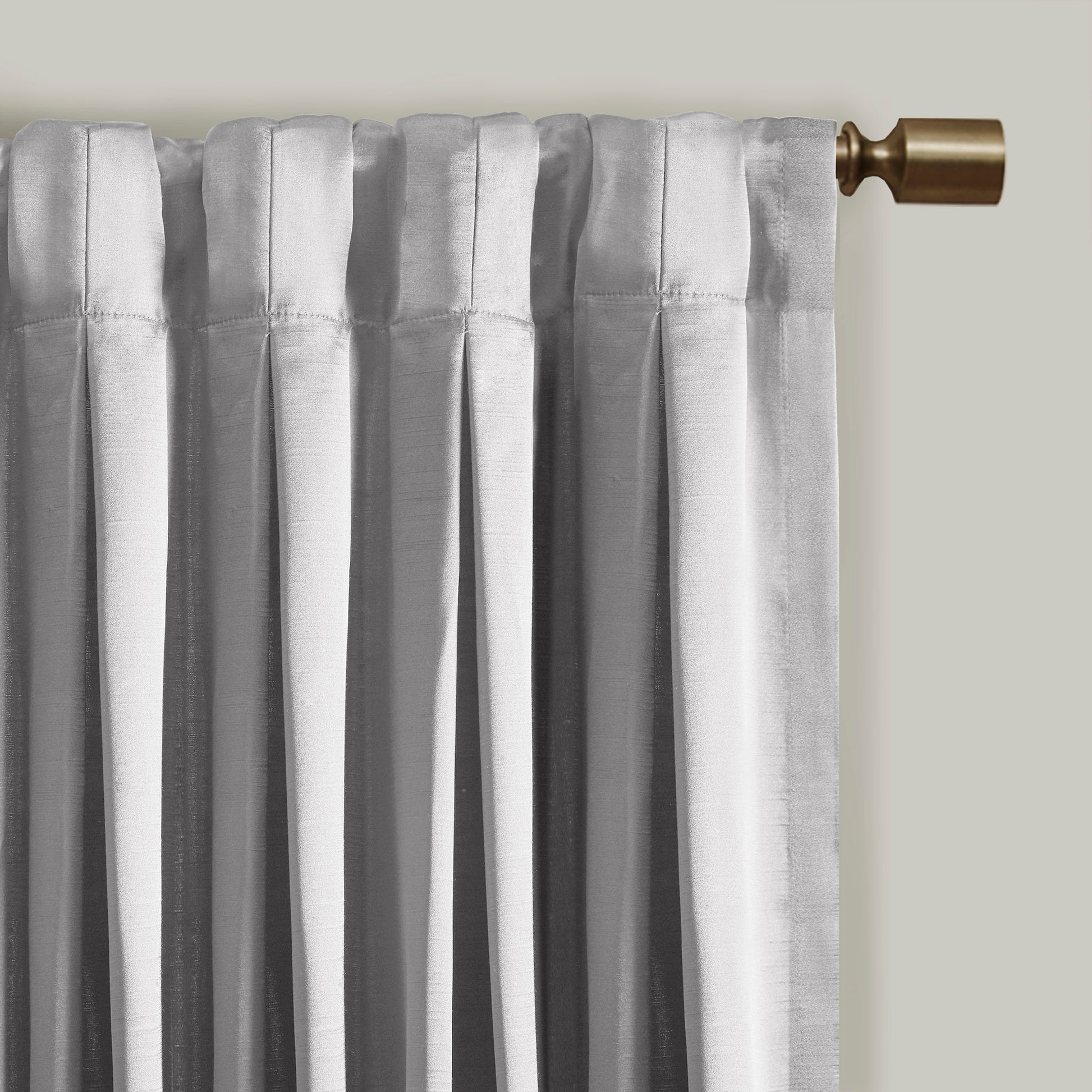 Croscill Classics Pleat Curtain Panel with Tieback (Single)