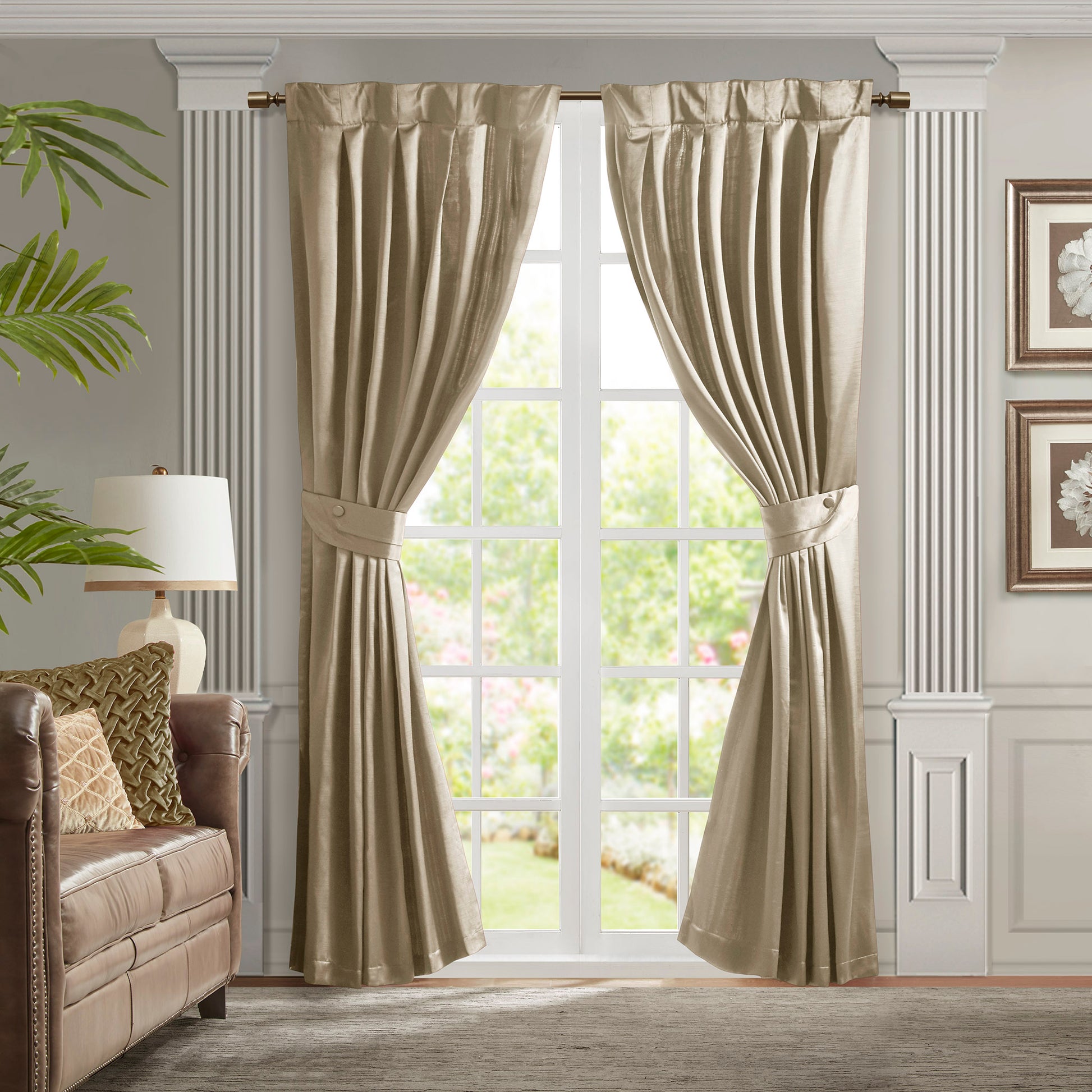 Croscill Classics Pleat Curtain Panel with Tieback (Single)